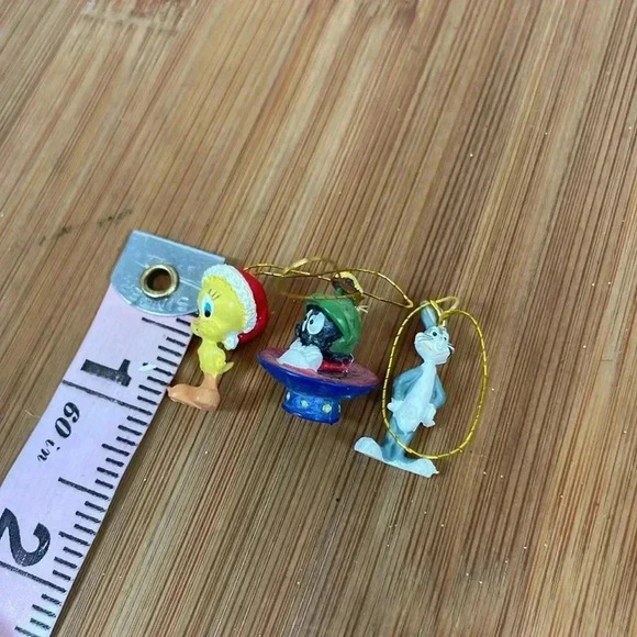 Lot mini ornaments figurines looney toons bugs tweety Marvin CHRISTMAS Holiday - Picture 10 of 11